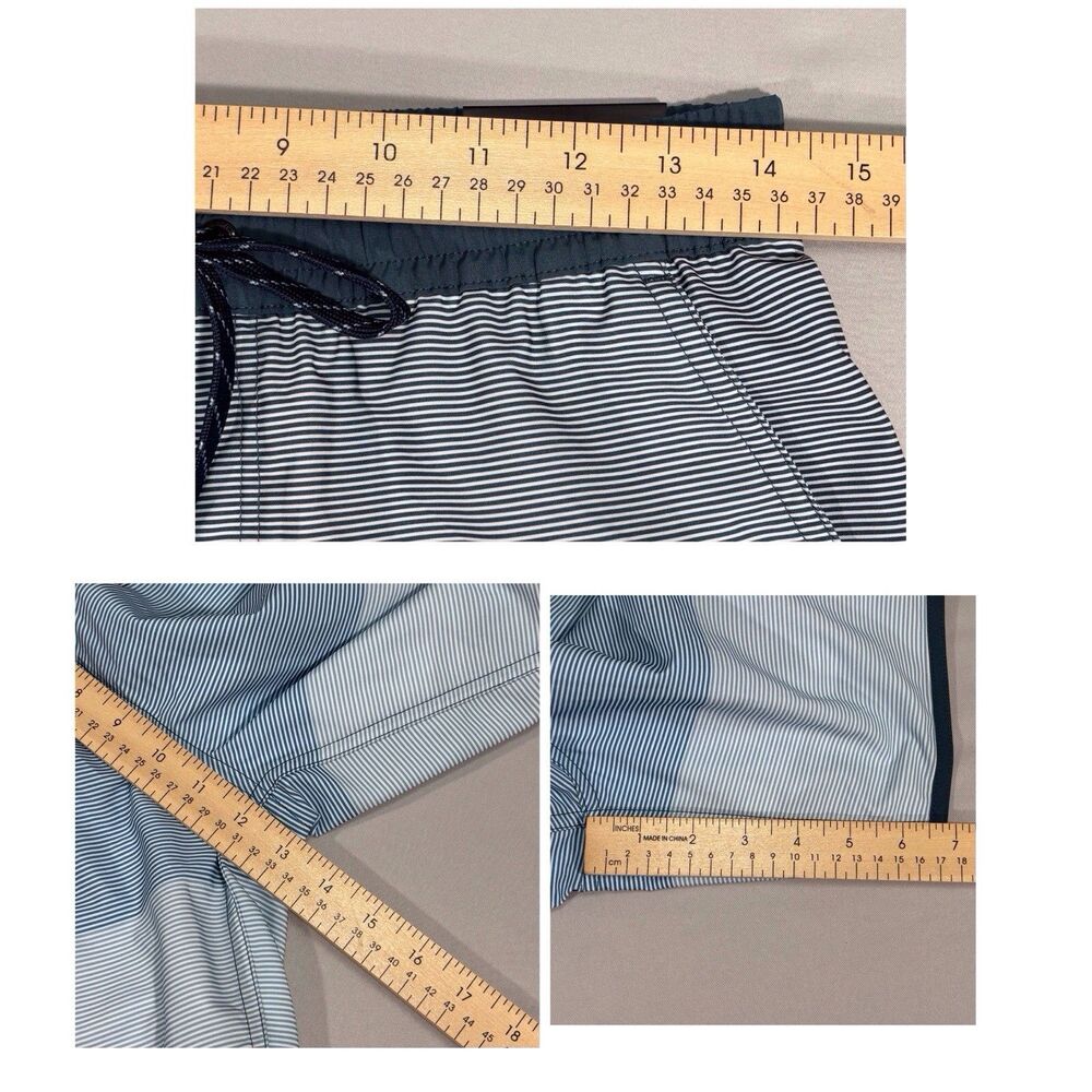 Quicksilver Stripe Print Swim Short Trunks Mens Small Blue Gray UPF 50 NWT - Picture 3 of 8